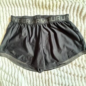 Womens Under Armour Athletic Shorts Black Size L